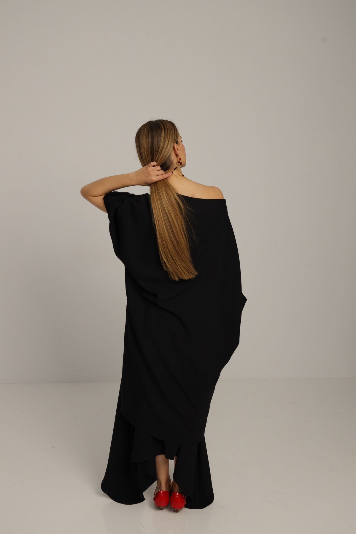 TOP | LOYAL | BLACK